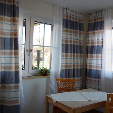 Bed & Breakfast Fleischmann 3*