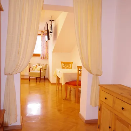 Fleischmann 3*